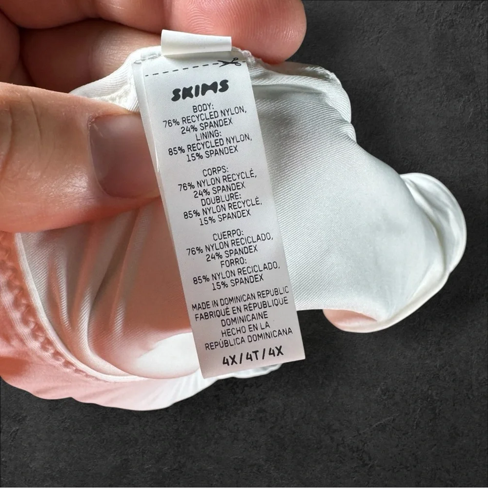 NWOT Skims Recycled Swim Plunge Bikini Top‎ Size 4X White